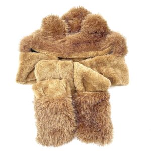 کلاه و شال گردن پشمی قهوه ای